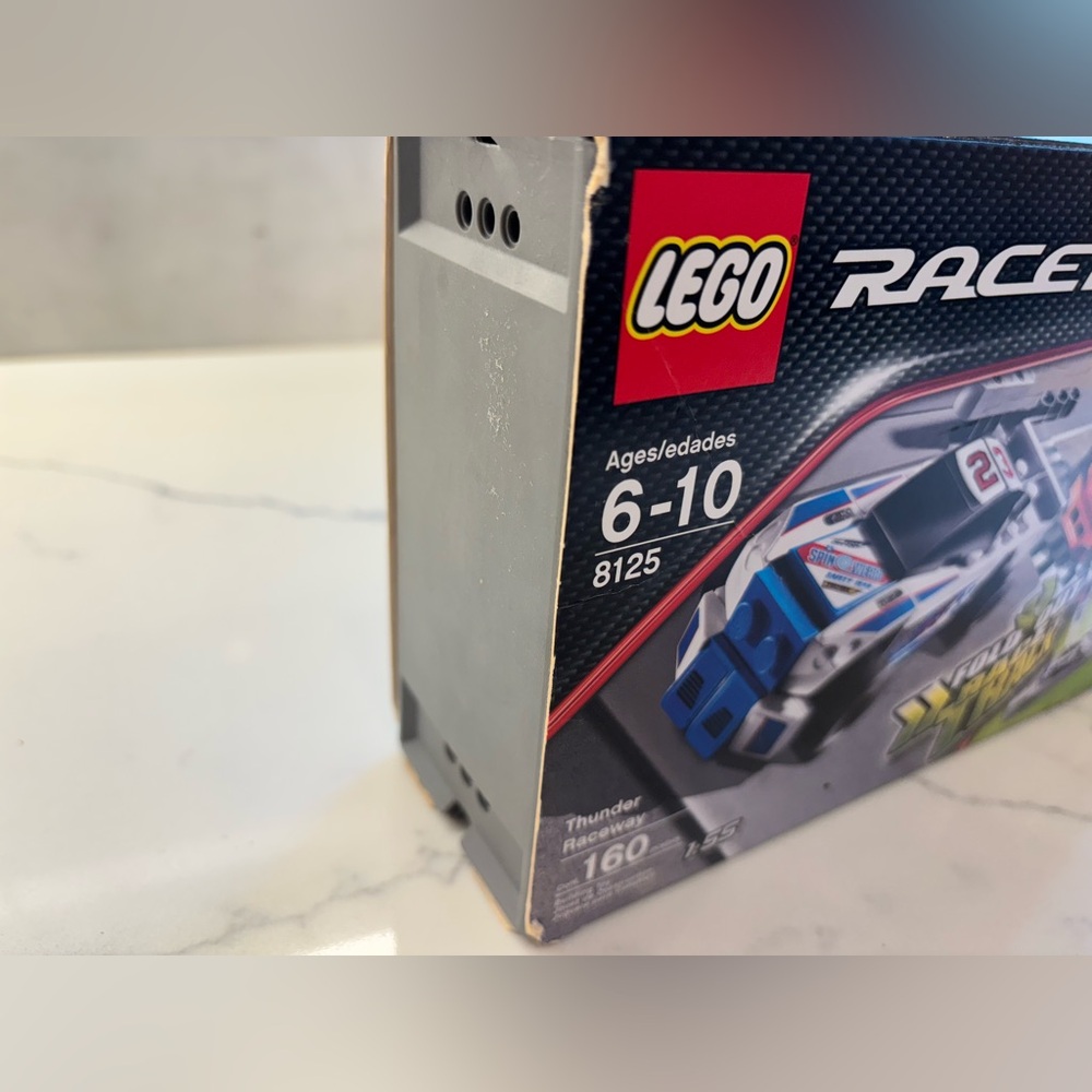Lego Thunder Raceway 8125 Racing Set with Fold Out Track - complete - Picture 5 of 11